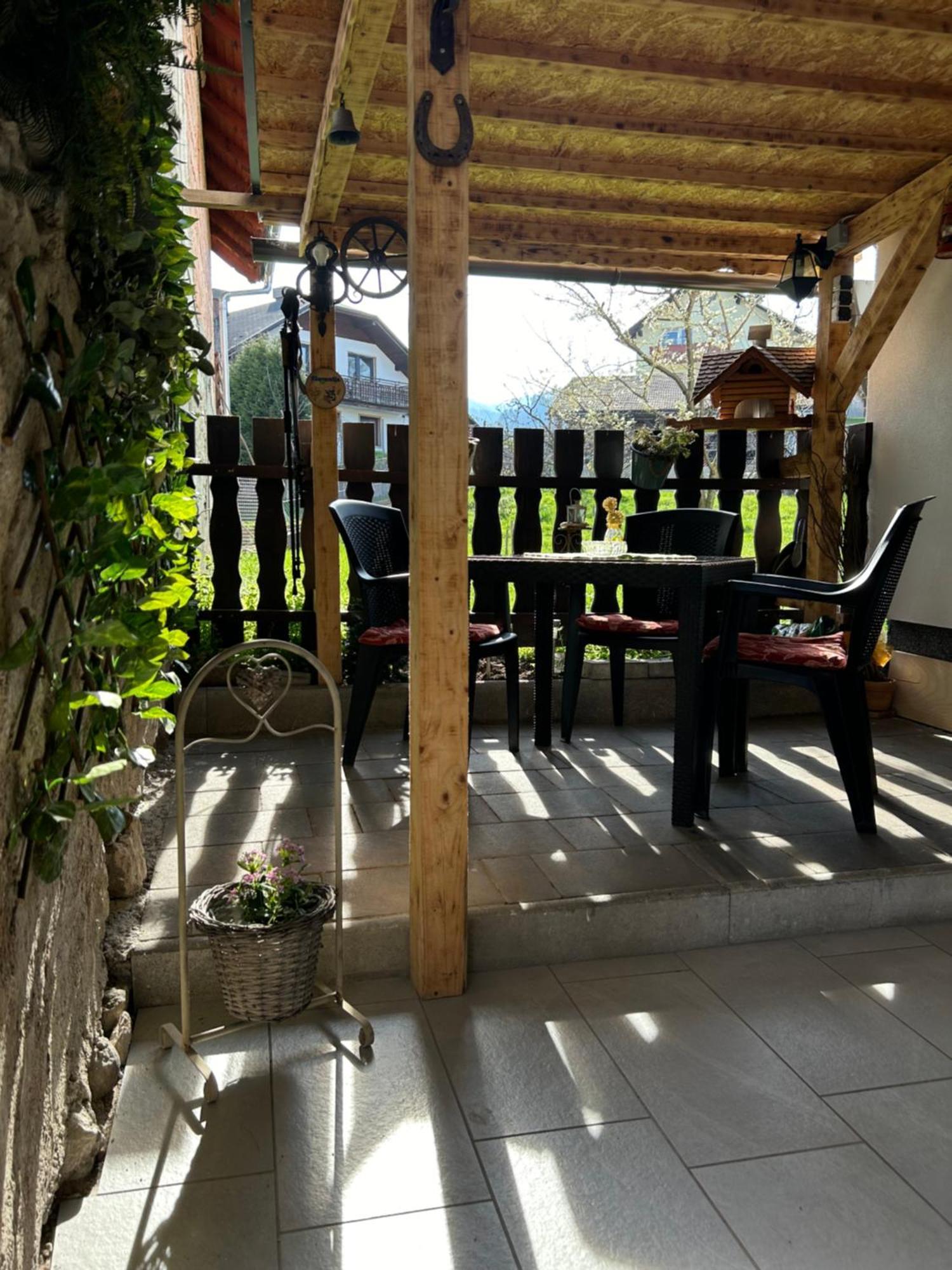 Slovenian House Vida Bled Bagian luar foto