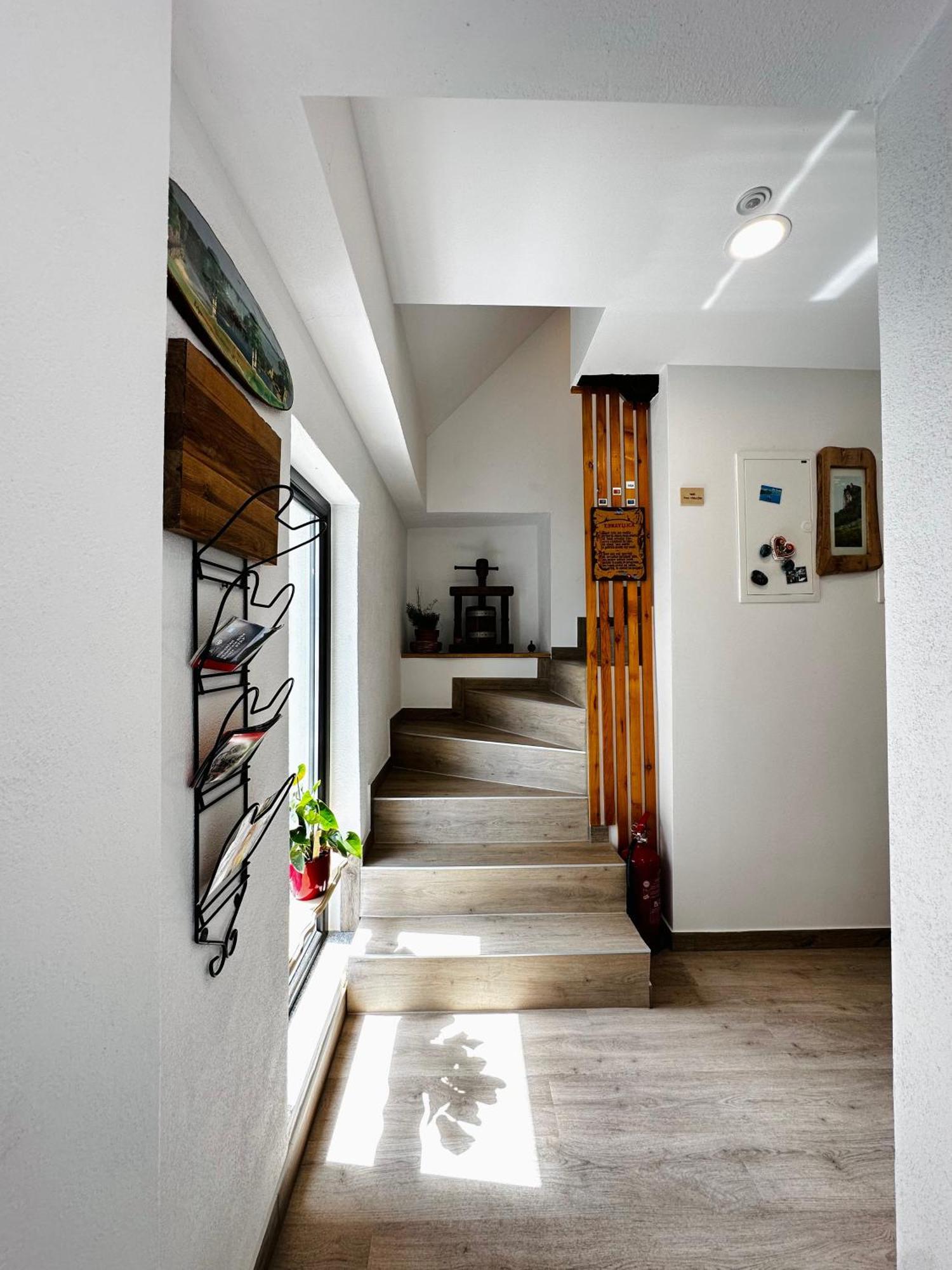 Slovenian House Vida Bled Bagian luar foto