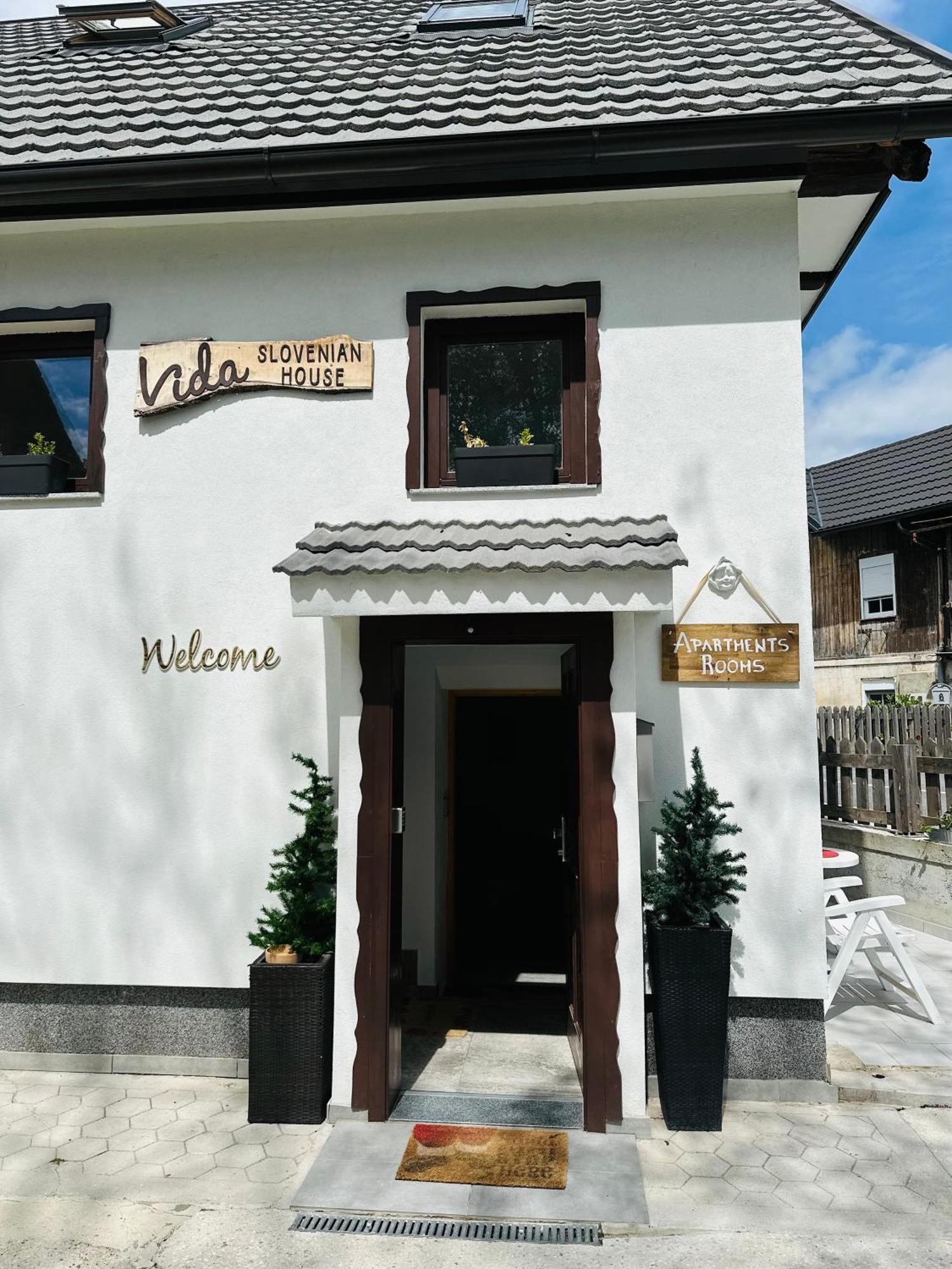 Slovenian House Vida Bled Bagian luar foto