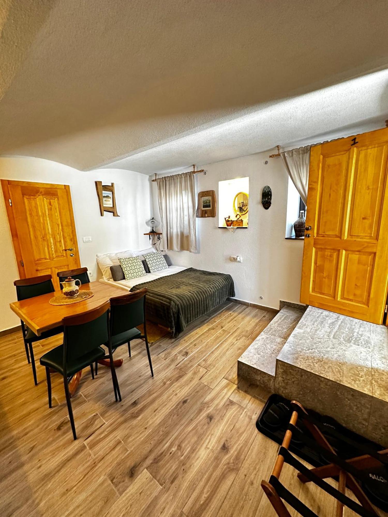 Slovenian House Vida Bled Bagian luar foto