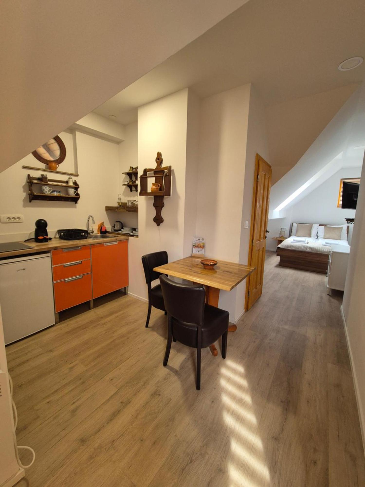 Slovenian House Vida Bled Bagian luar foto