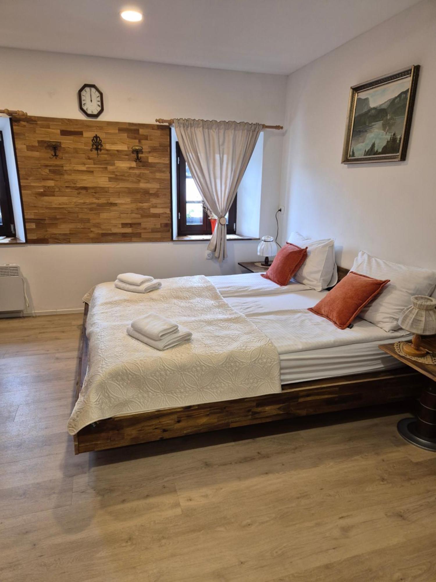Slovenian House Vida Bled Bagian luar foto